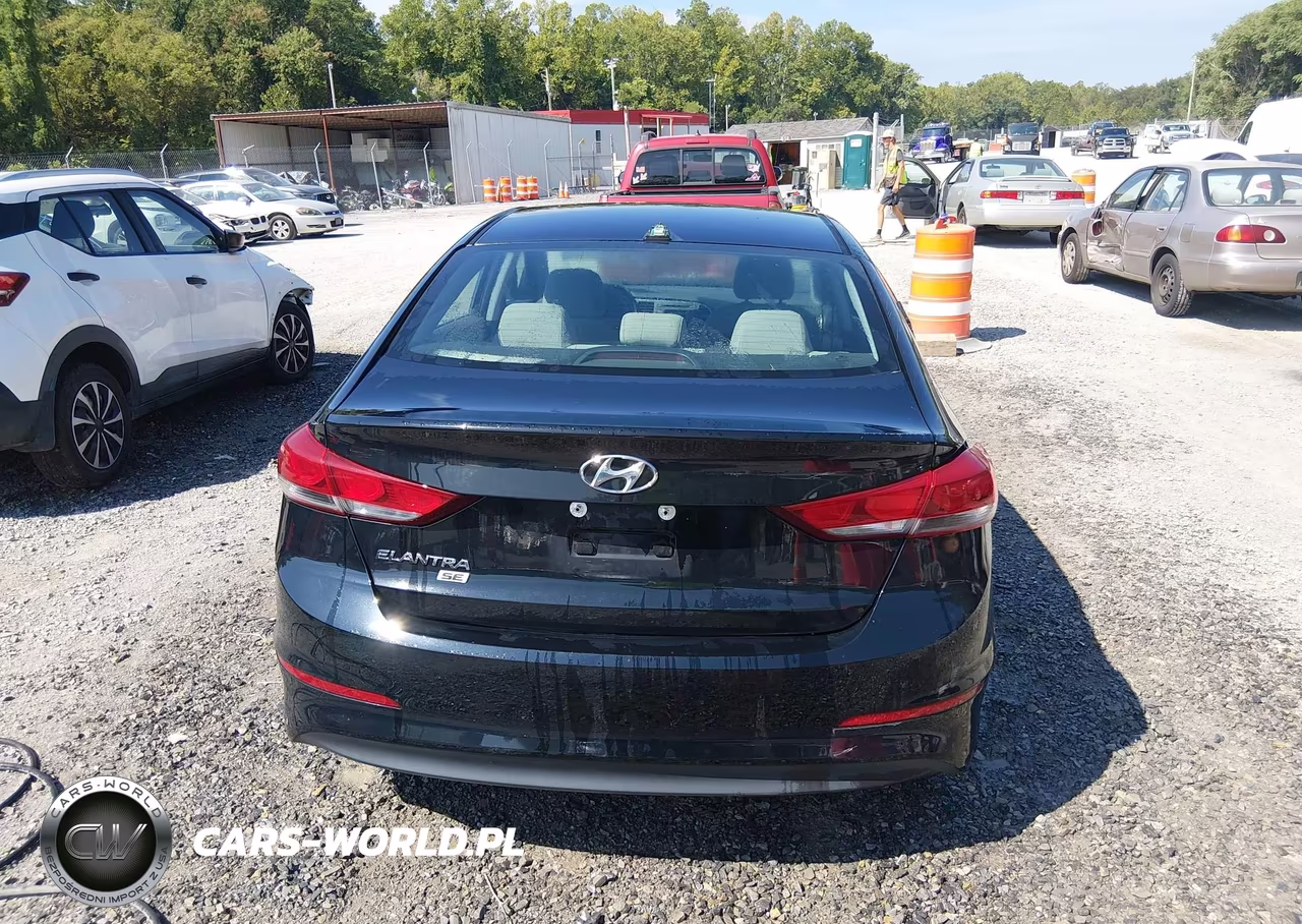 2017 Hyundai Elantra Se VIN:5NPD74LF3HH139106 - 17