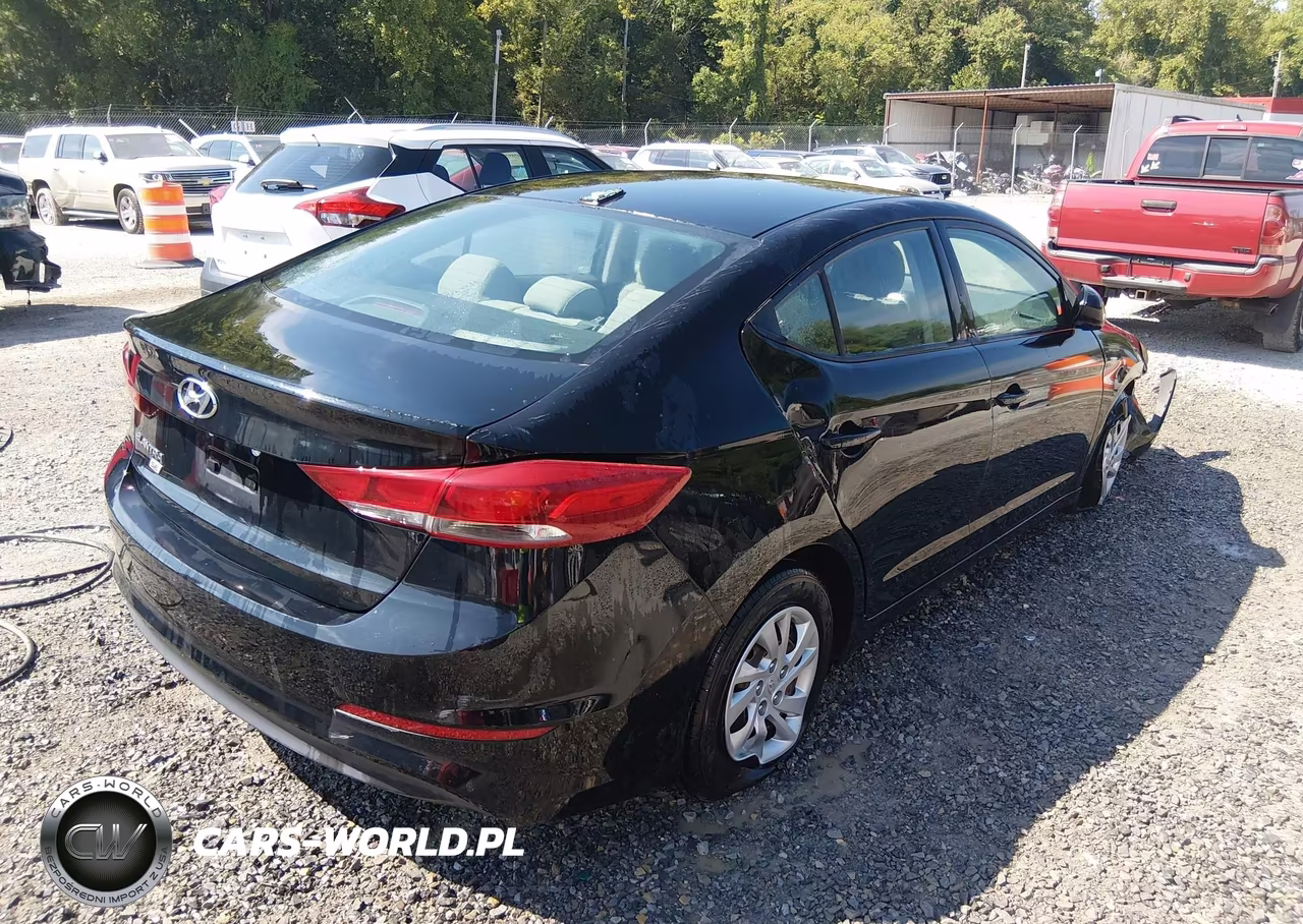 2017 Hyundai Elantra Se VIN:5NPD74LF3HH139106 - 4