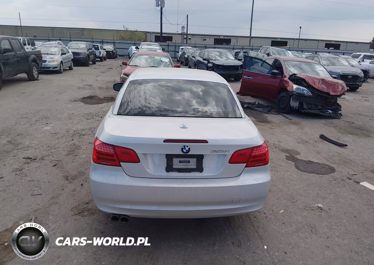 2012 BMW 328I VIN:WBADW3C54CE823656 - 16