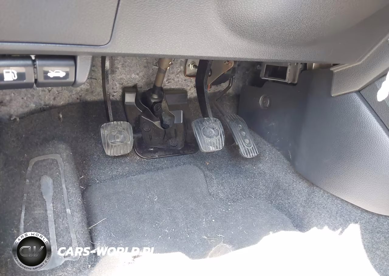 2009 Nissan Versa 1.8S VIN:3N1BC13E59L372191 - 14