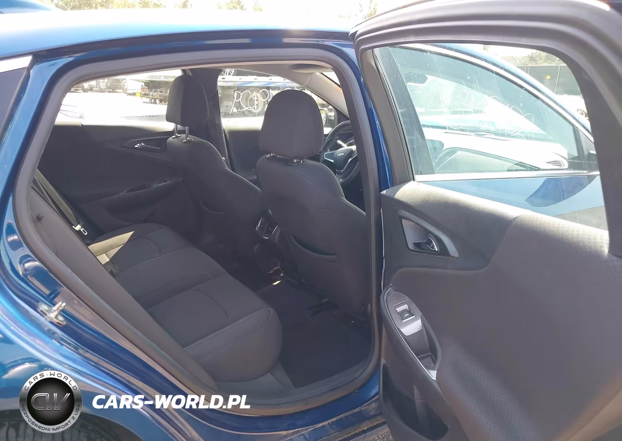 2019 Chevrolet Malibu Lt VIN:1G1ZD5ST1KF172630 - 8