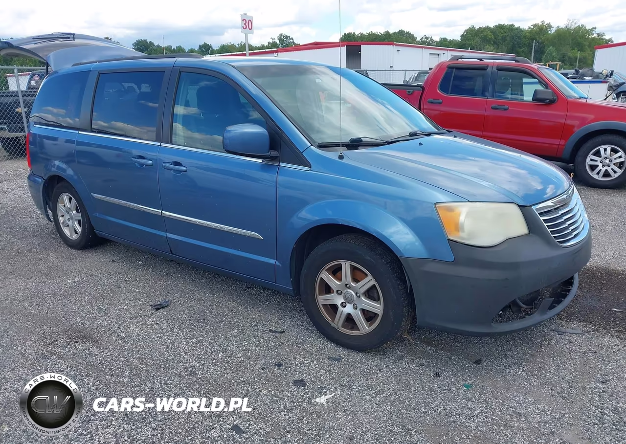 2011 Chrysler Town & Country Touring