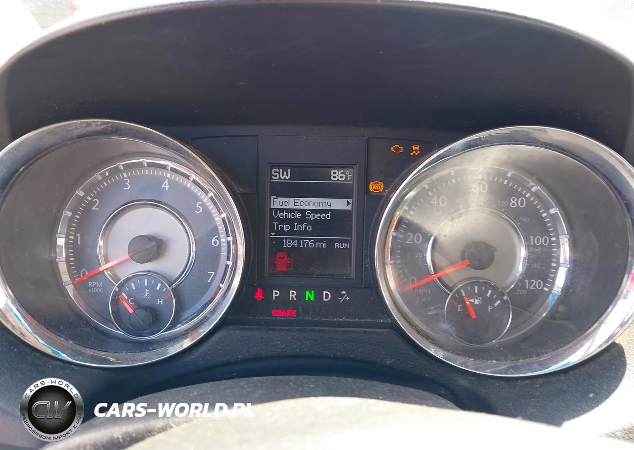 2011 Chrysler Town & Country Touring VIN:2A4RR5DG0BR799136 - 7