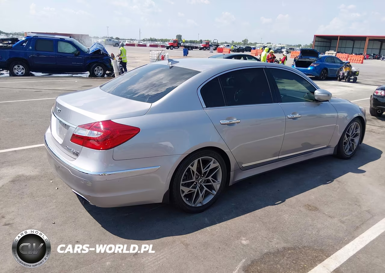 2013 Hyundai Genesis 5.0L VIN:KMHGC4DH3DU241011 - 4