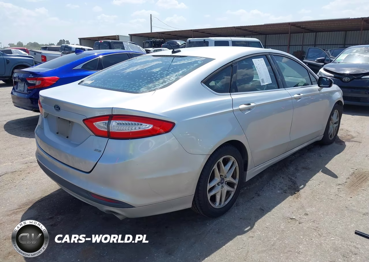 2015 Ford Fusion Se VIN:1FA6P0H70F5124522 - 4