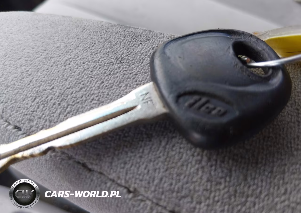 2008 Kia Sedona Lx VIN:KNDMB233586236987 - 11