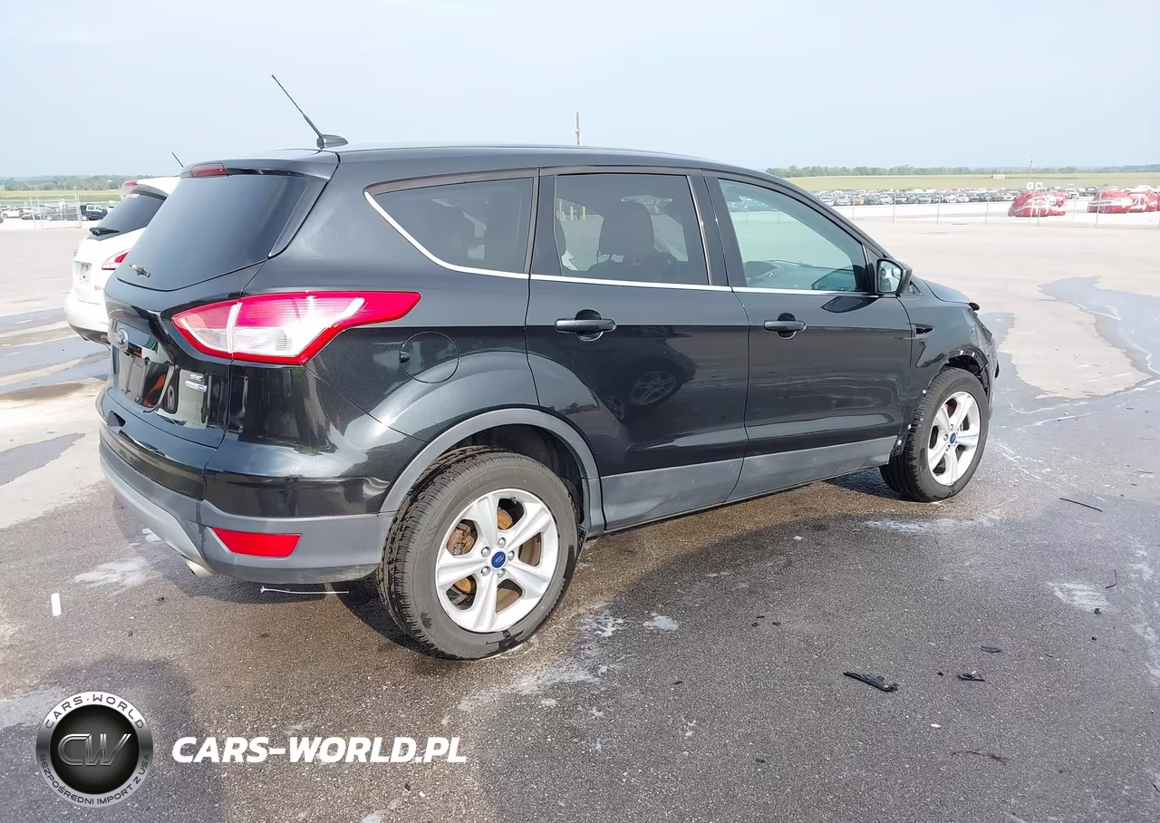 2015 Ford Escape Se VIN:1FMCU9GX1FUC86138 - 4