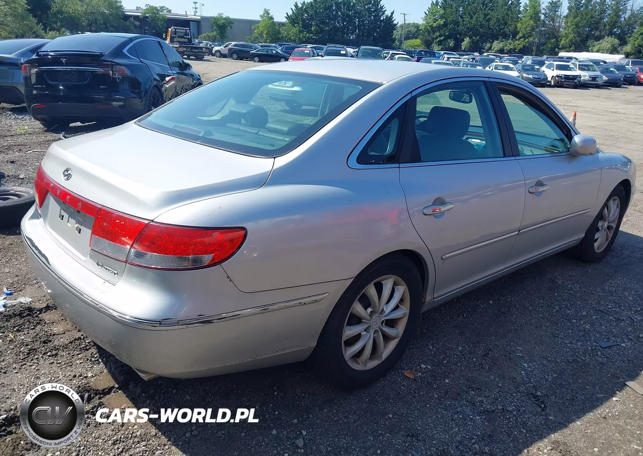 2006 Hyundai Azera Limited-Se VIN:KMHFC46F06A133814 - 4