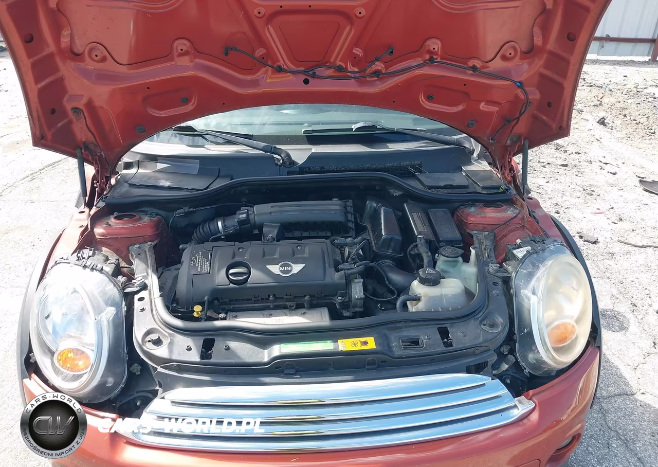 2011 Mini Cooper VIN:WMWSU3C58BT096724 - 10