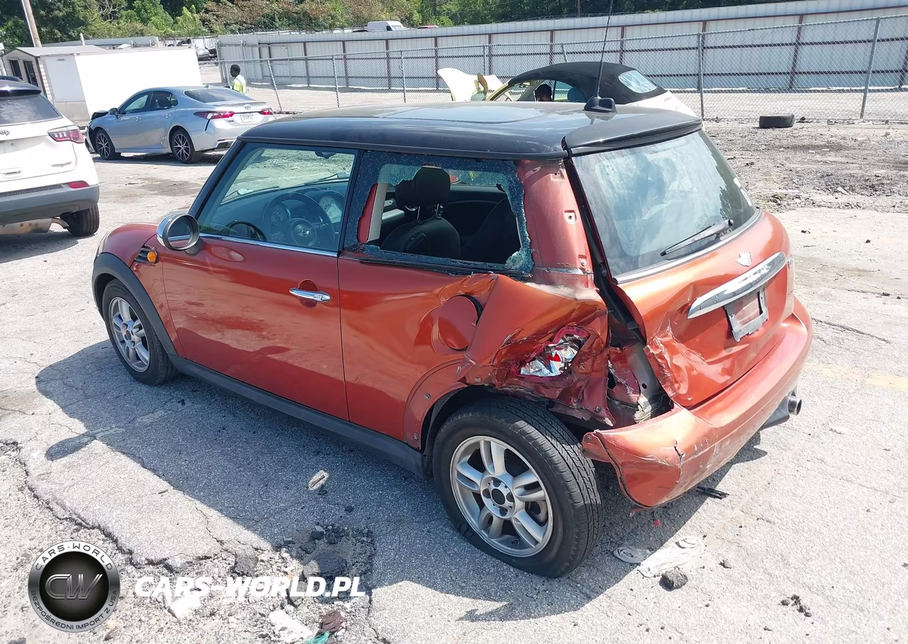 2011 Mini Cooper VIN:WMWSU3C58BT096724 - 6