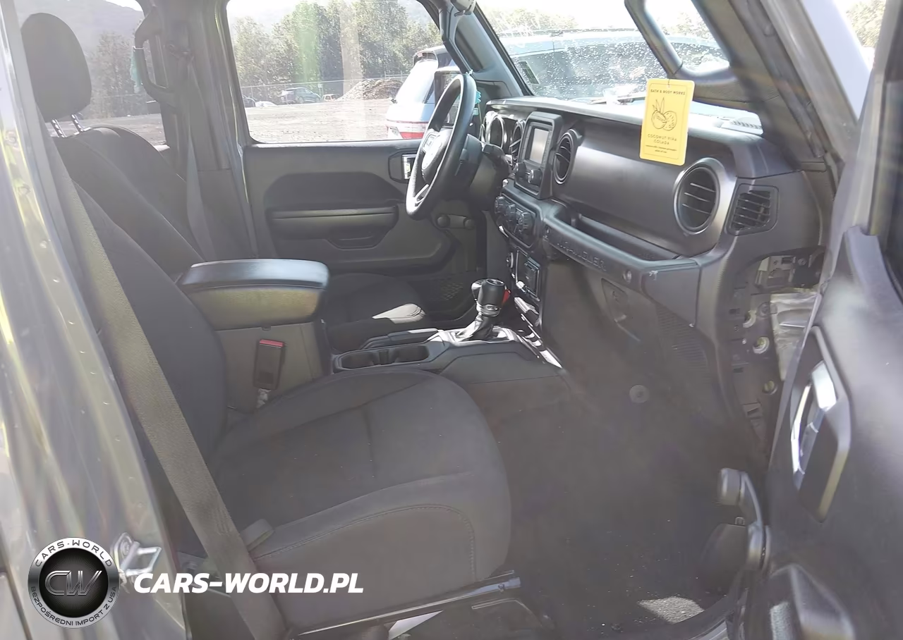 2021 Jeep Wrangler Unlimited Sport 4X4 VIN:1C4HJXDNXMW738261 - 5