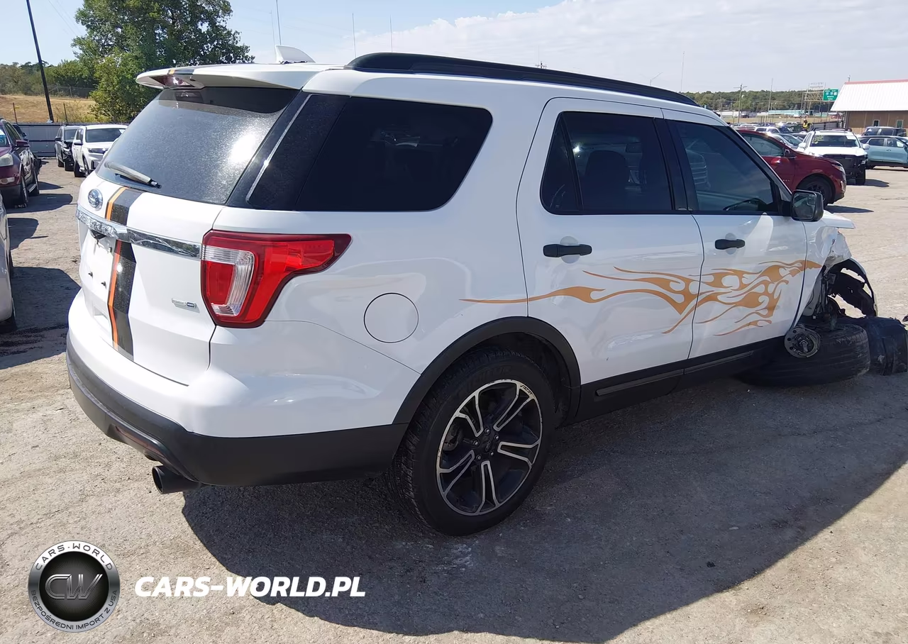 2016 Ford Explorer VIN:1FM5K8BH4GGA61852 - 4