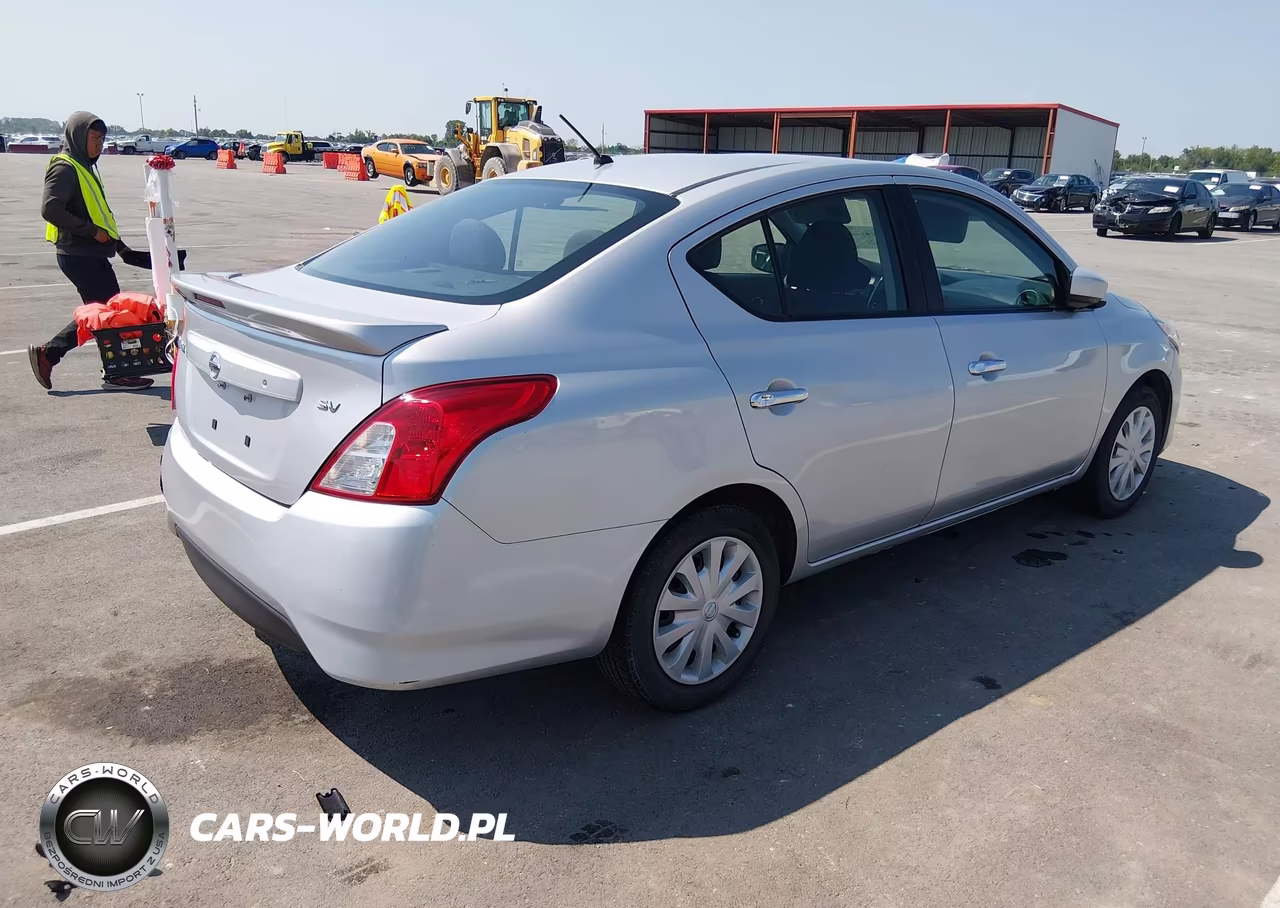 2018 Nissan Versa 1.6 Sv VIN:3N1CN7AP0JK413245 - 4