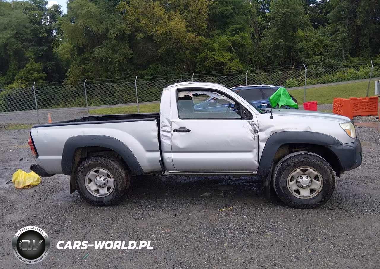 2013 Toyota Tacoma VIN:5TFPX4ENXDX018413 - 13