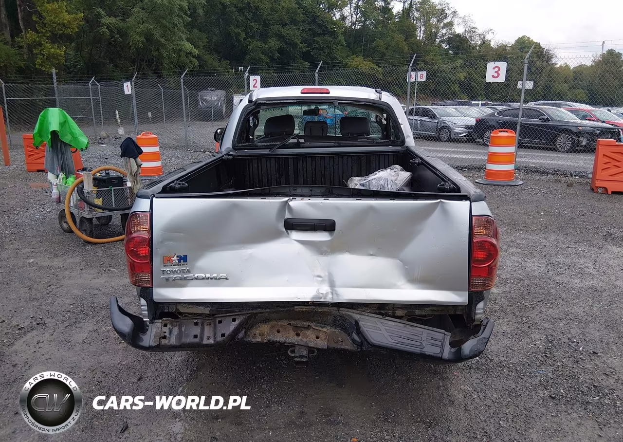 2013 Toyota Tacoma VIN:5TFPX4ENXDX018413 - 16