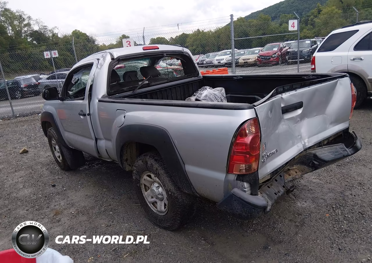 2013 Toyota Tacoma VIN:5TFPX4ENXDX018413 - 3