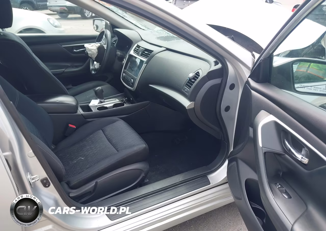 2016 Nissan Altima 2.5 VIN:1N4AL3AP3GC275739 - 5