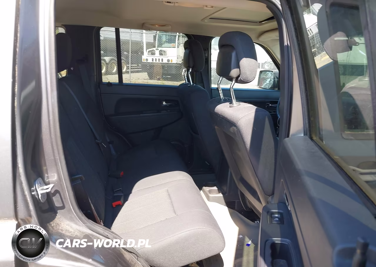 2012 Jeep Liberty Sport VIN:1C4PJMAK9CW136325 - 8