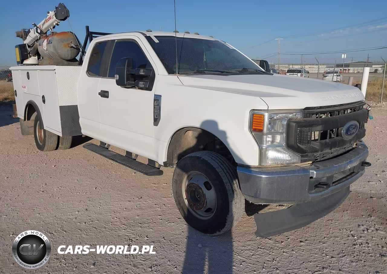 2022 Ford F-350 Chassis Xl – zdjęcie 1 z 16