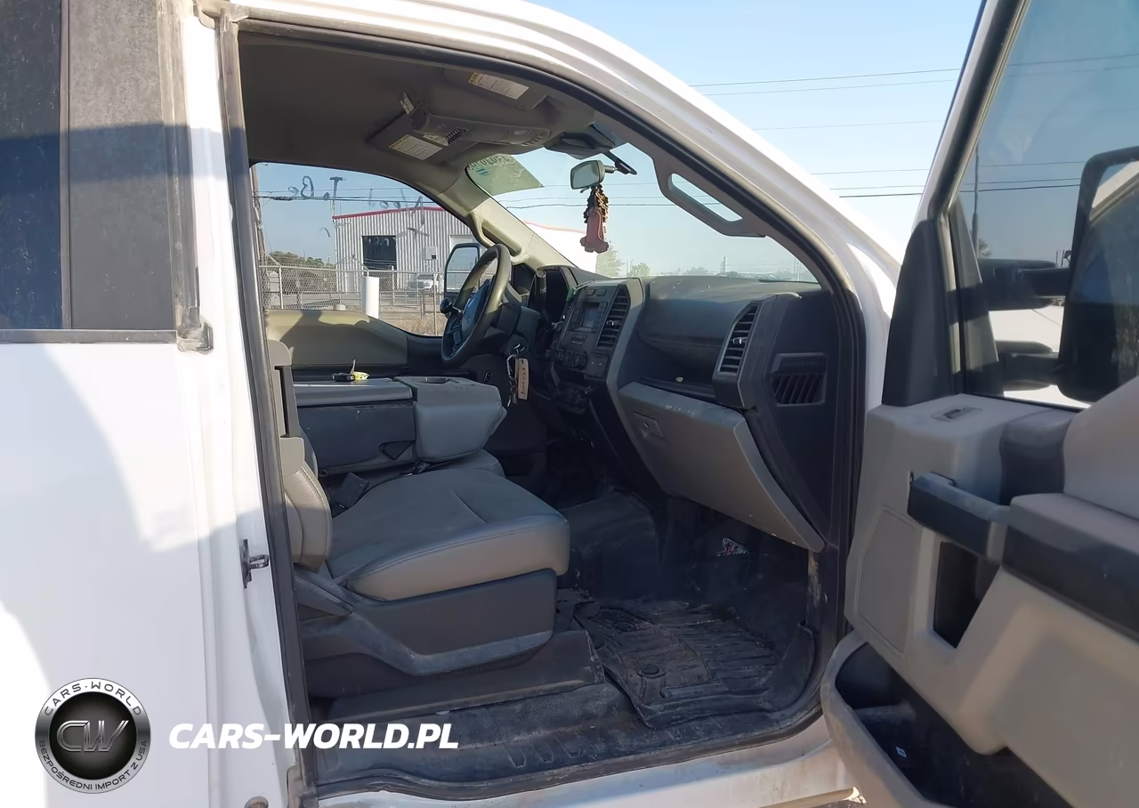 2022 Ford F-350 Chassis Xl VIN:1FD8X3H66NEC67254 - 5