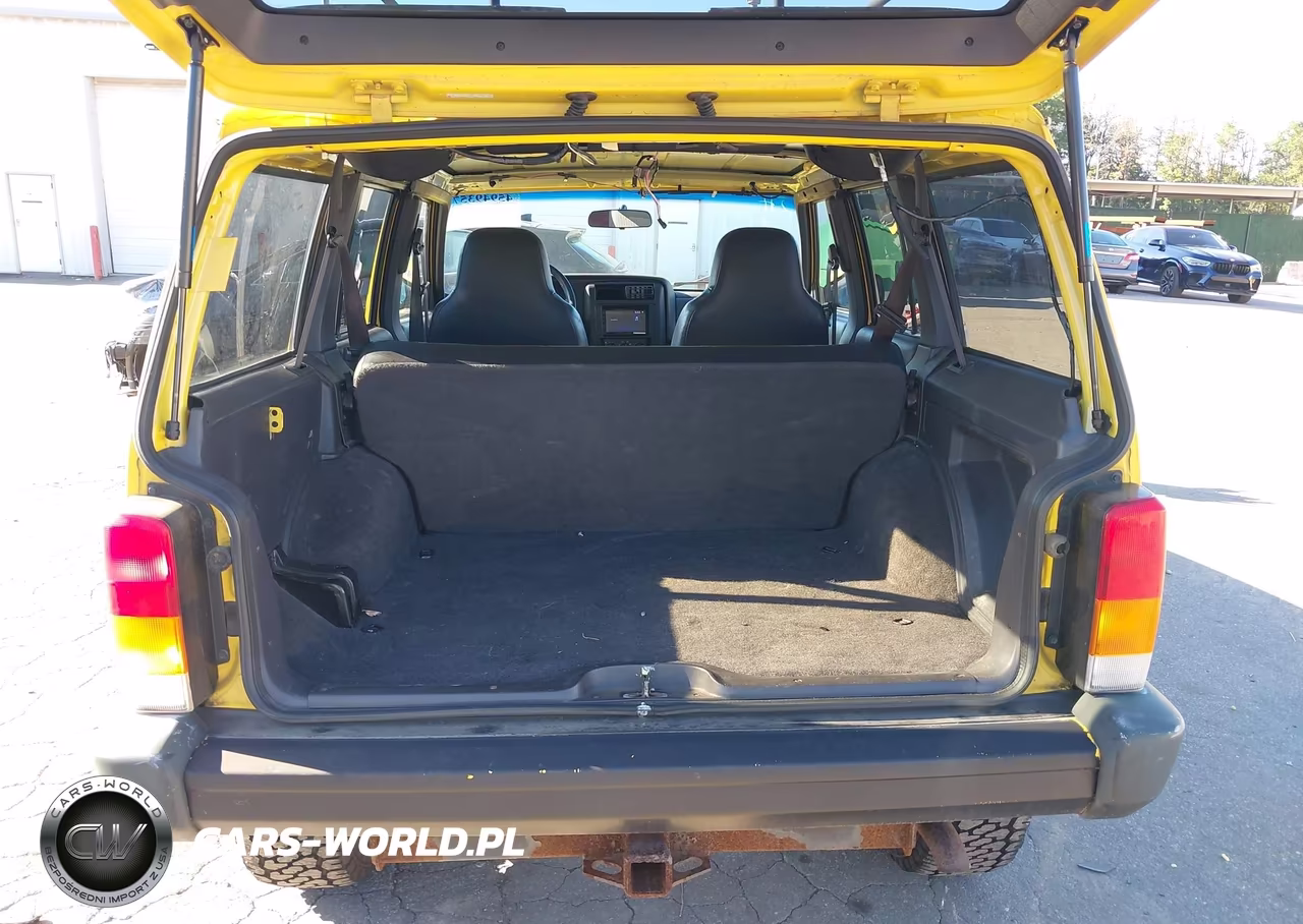 2001 Jeep Cherokee Sport VIN:1J4FF48S71L581951 - 18