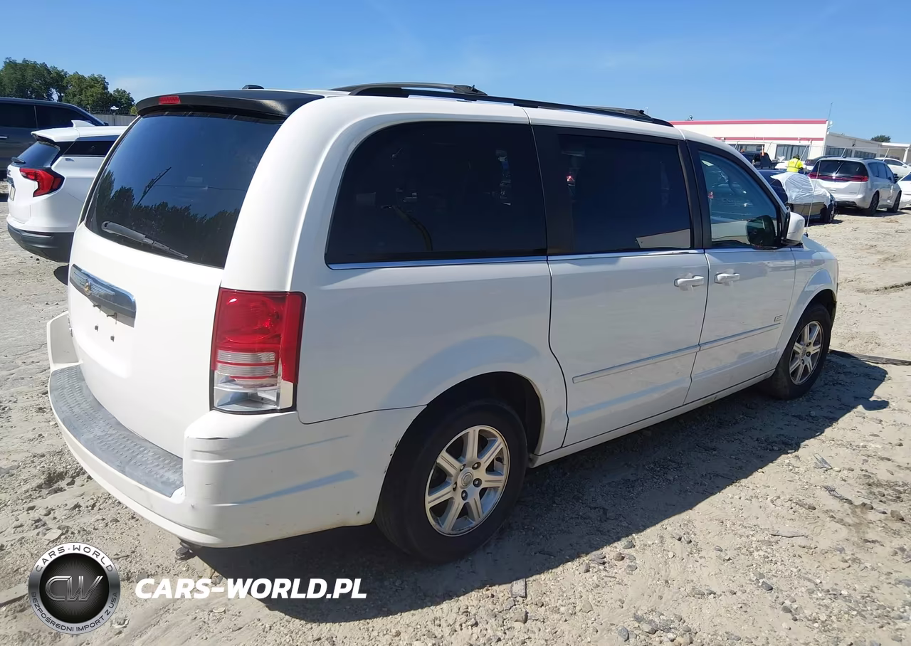 2008 Chrysler Town & Country Touring VIN:2A8HR54P88R783575 - 4