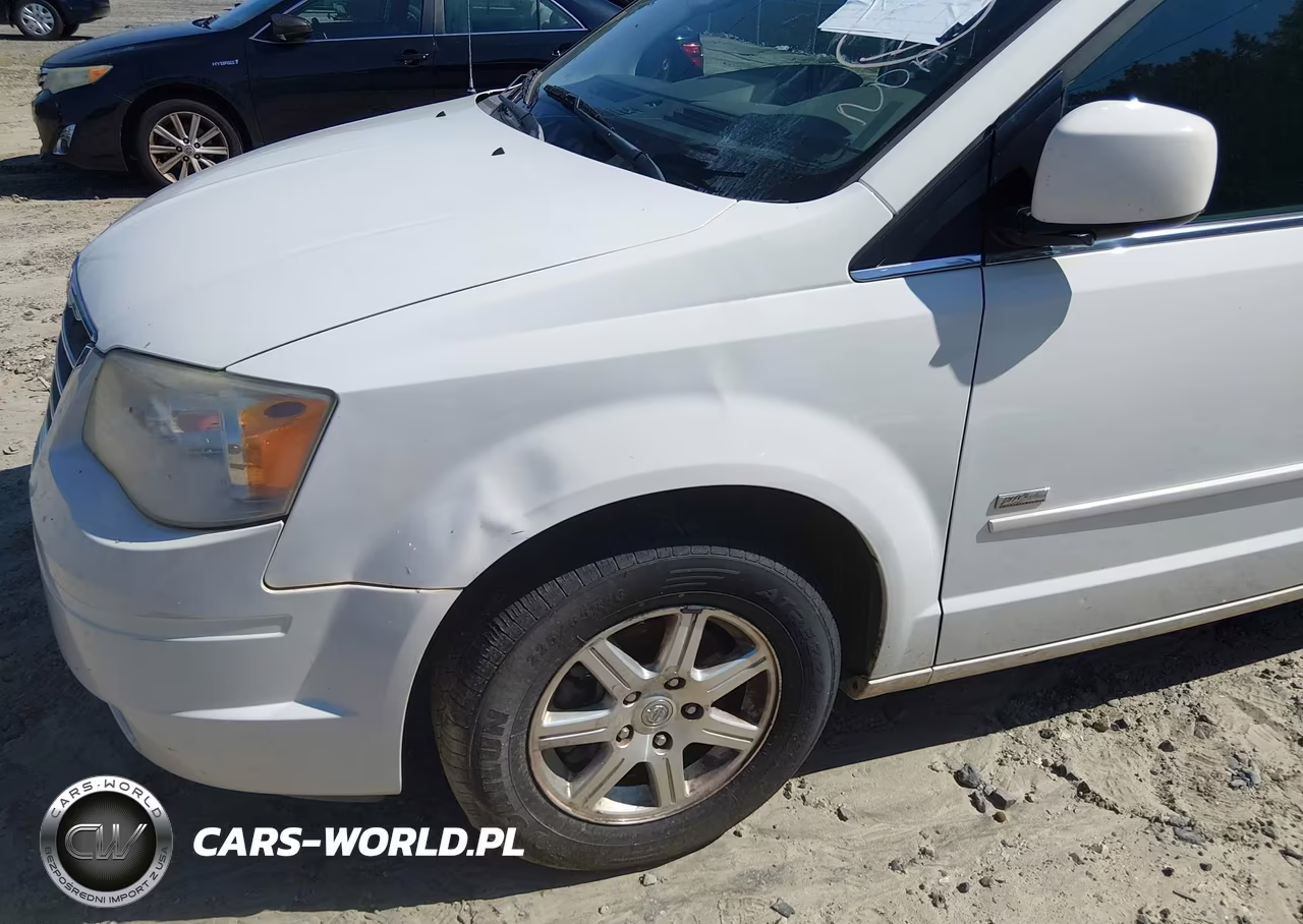 2008 Chrysler Town & Country Touring VIN:2A8HR54P88R783575 - 6