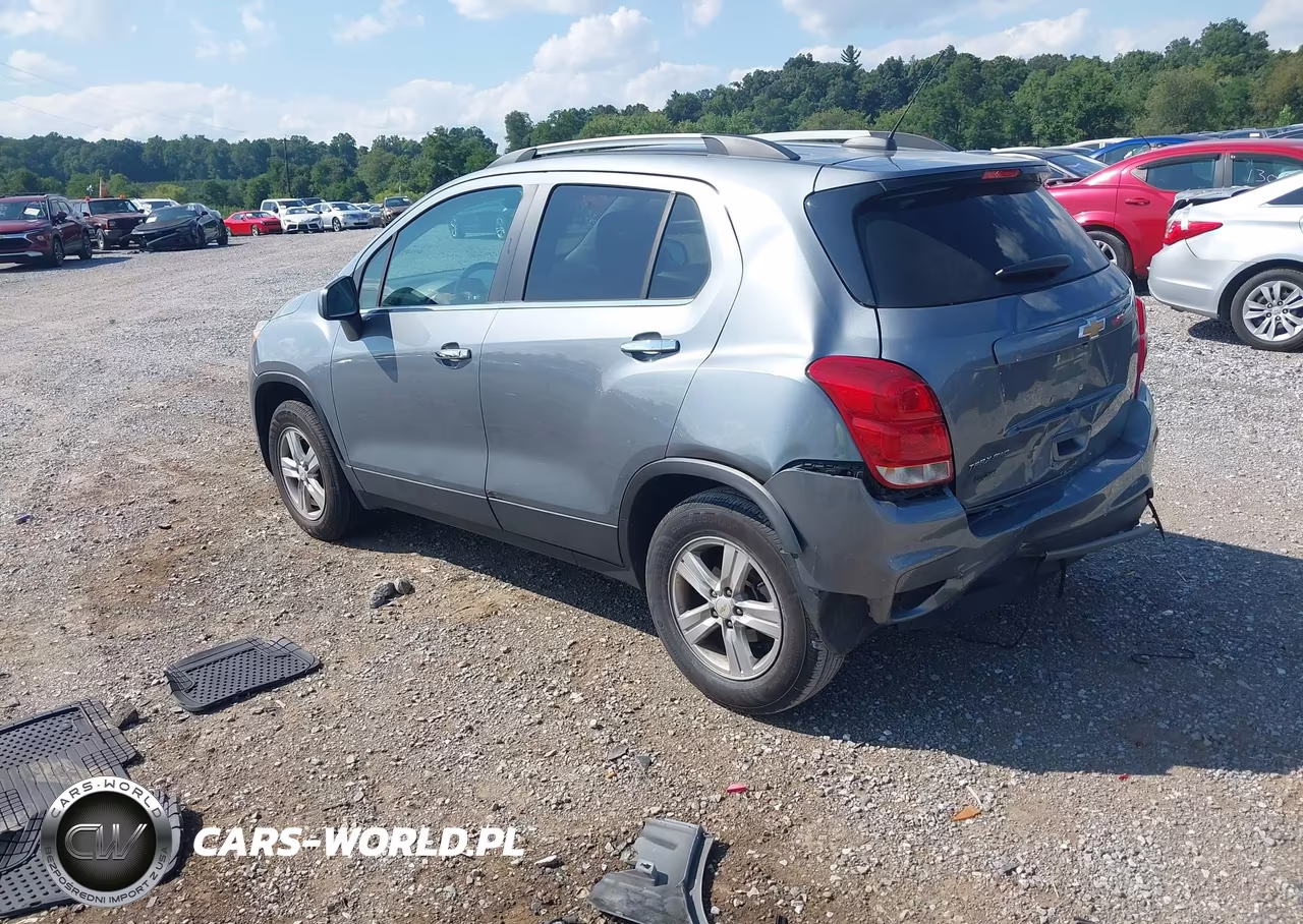 2019 Chevrolet Trax Lt VIN:KL7CJPSBXKB878640 - 3