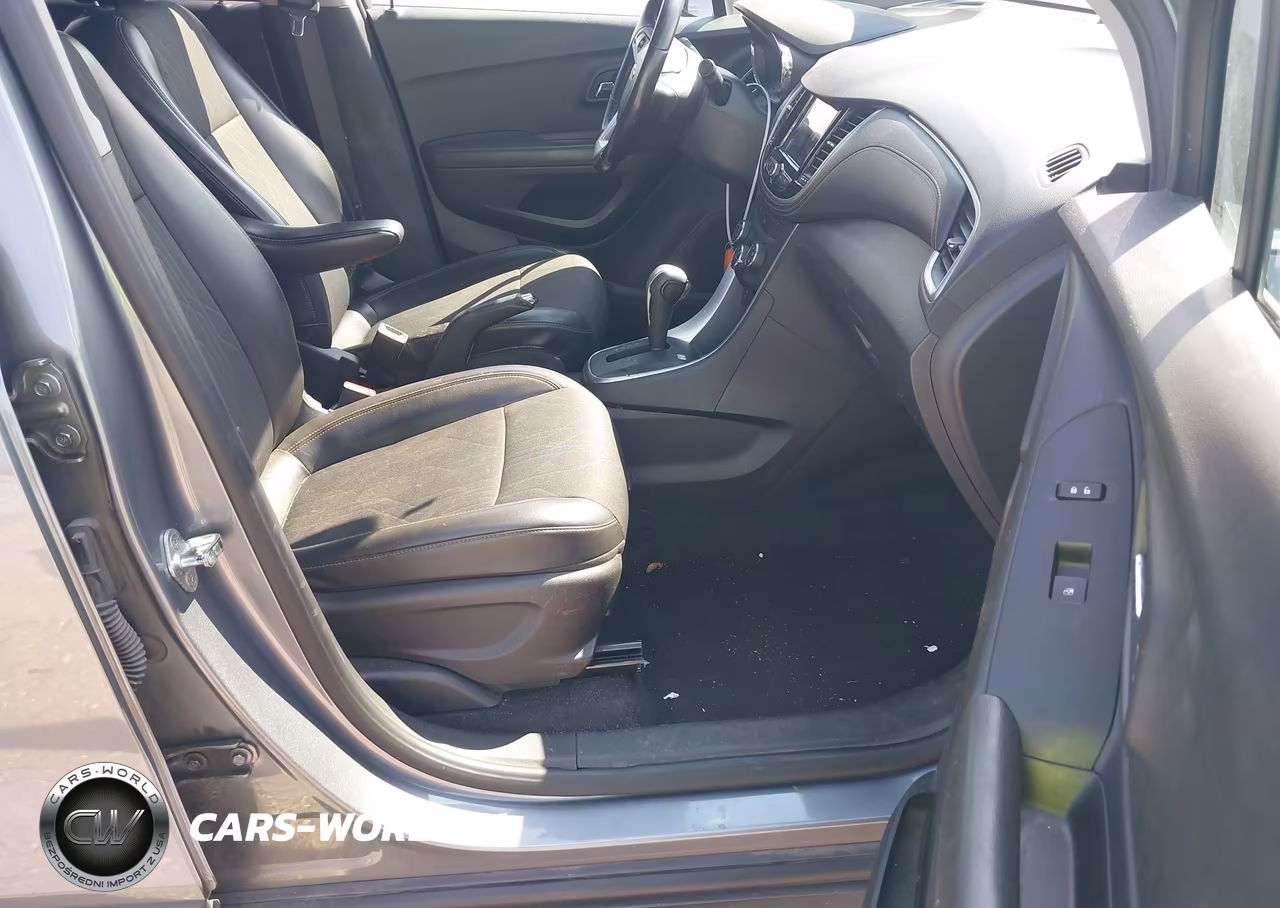 2019 Chevrolet Trax Lt VIN:KL7CJPSBXKB878640 - 5