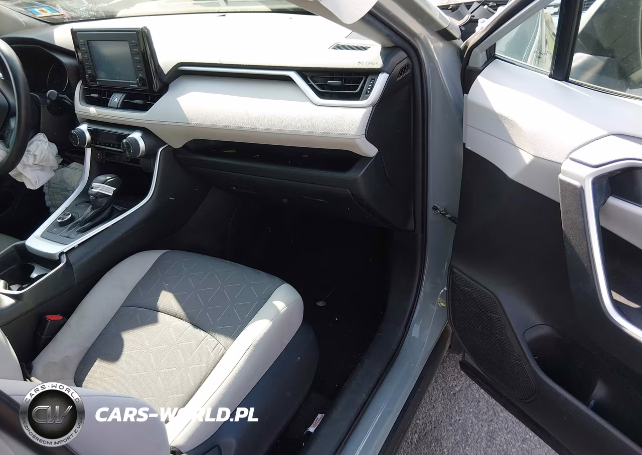2020 Toyota Rav4 Hybrid Xle VIN:2T3RWRFV8LW067359 - 5