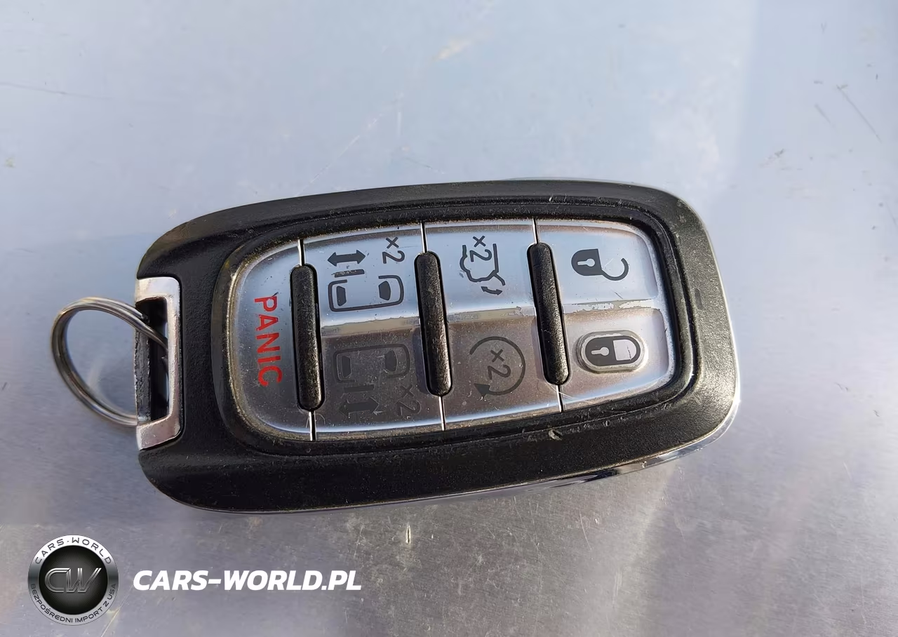 2019 Chrysler Pacifica Limited VIN:2C4RC1GG6KR551842 - 11