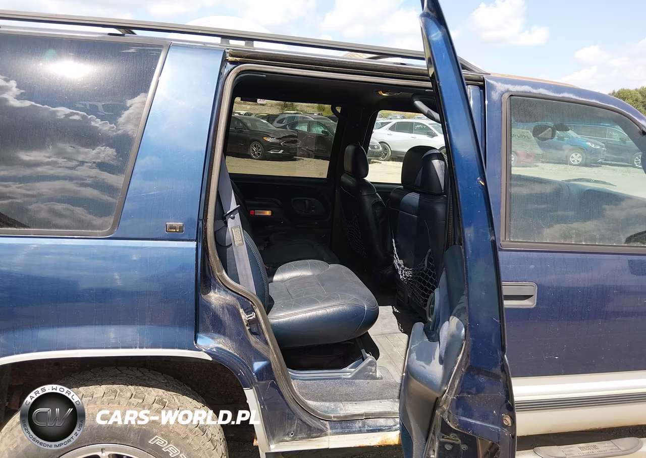 1997 Chevrolet Tahoe Ls VIN:1GNEK13R3VJ311558 - 8