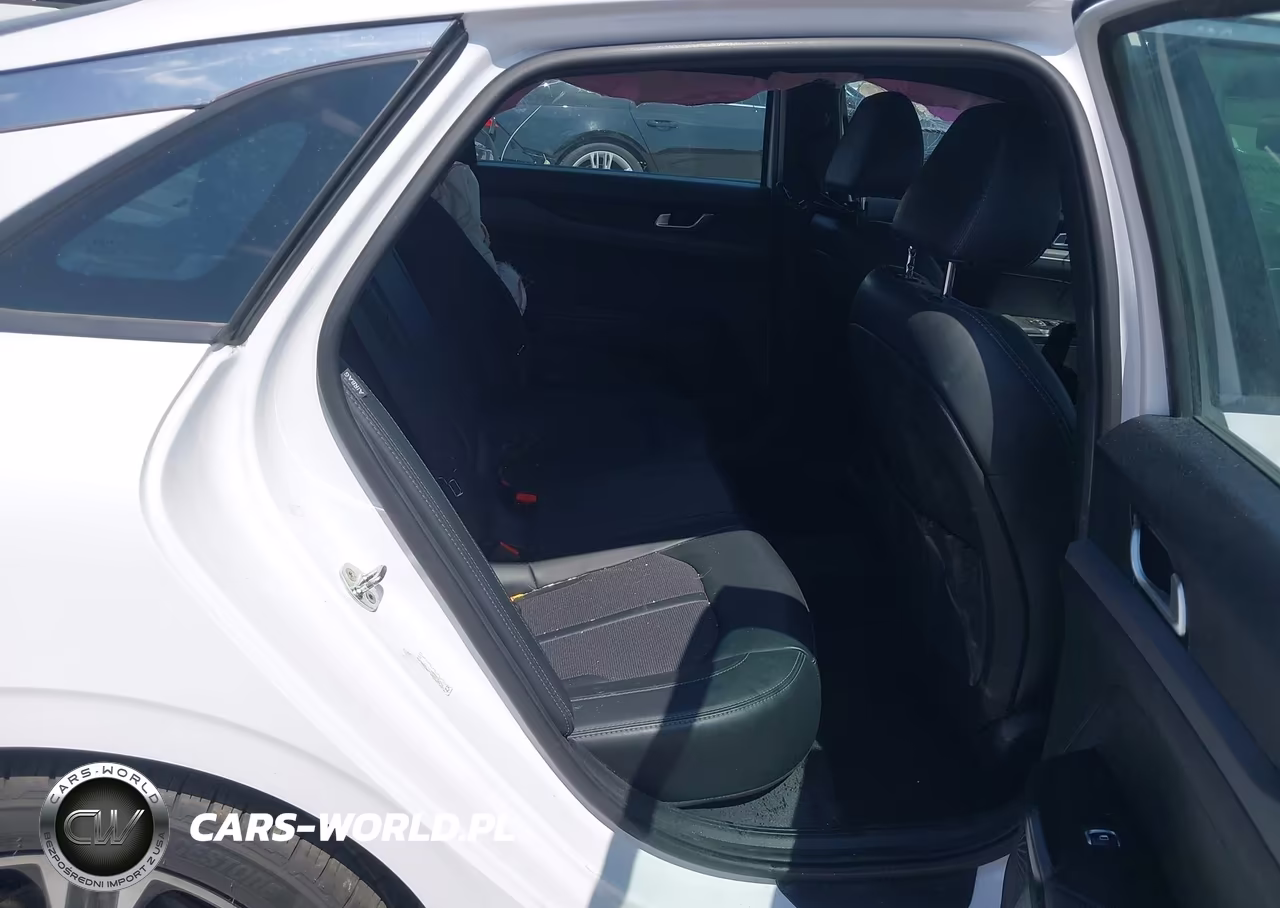 2023 Kia K5 Gt-Line VIN:5XXG64J28PG193754 - 8