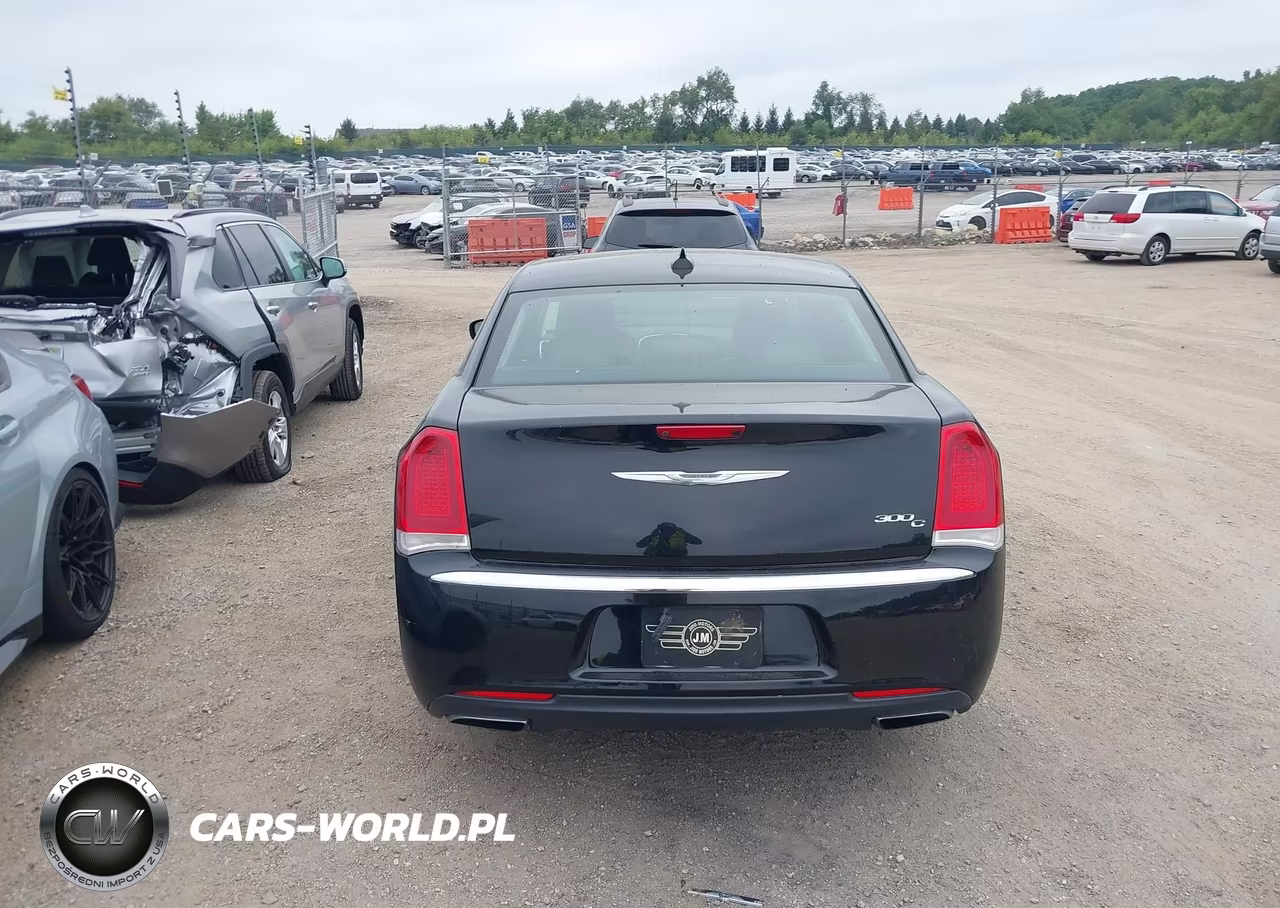 2017 Chrysler 300C VIN:2C3CCAEG1HH608265 - 16