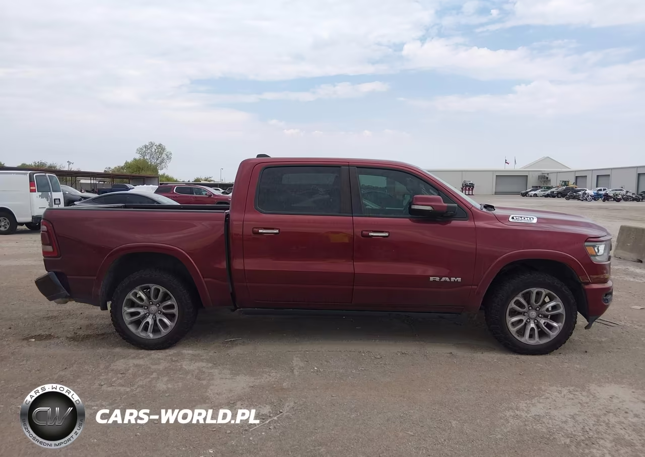 2021 Ram 1500 Laramie 4X4 5'7 Box VIN:1C6SRFJT3MN743312 - 13