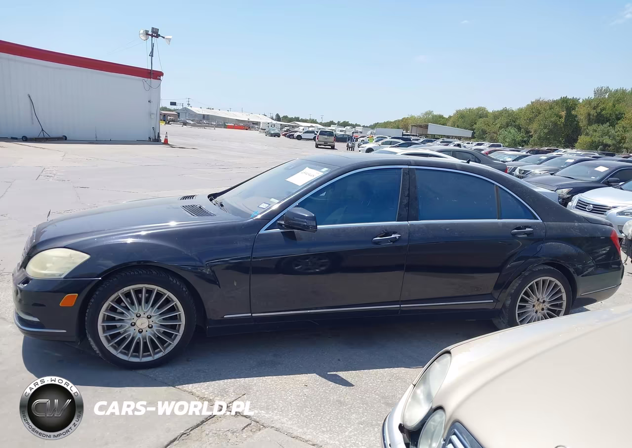 2010 Mercedes-Benz S 550 VIN:WDDNG7BB8AA304803 - 14