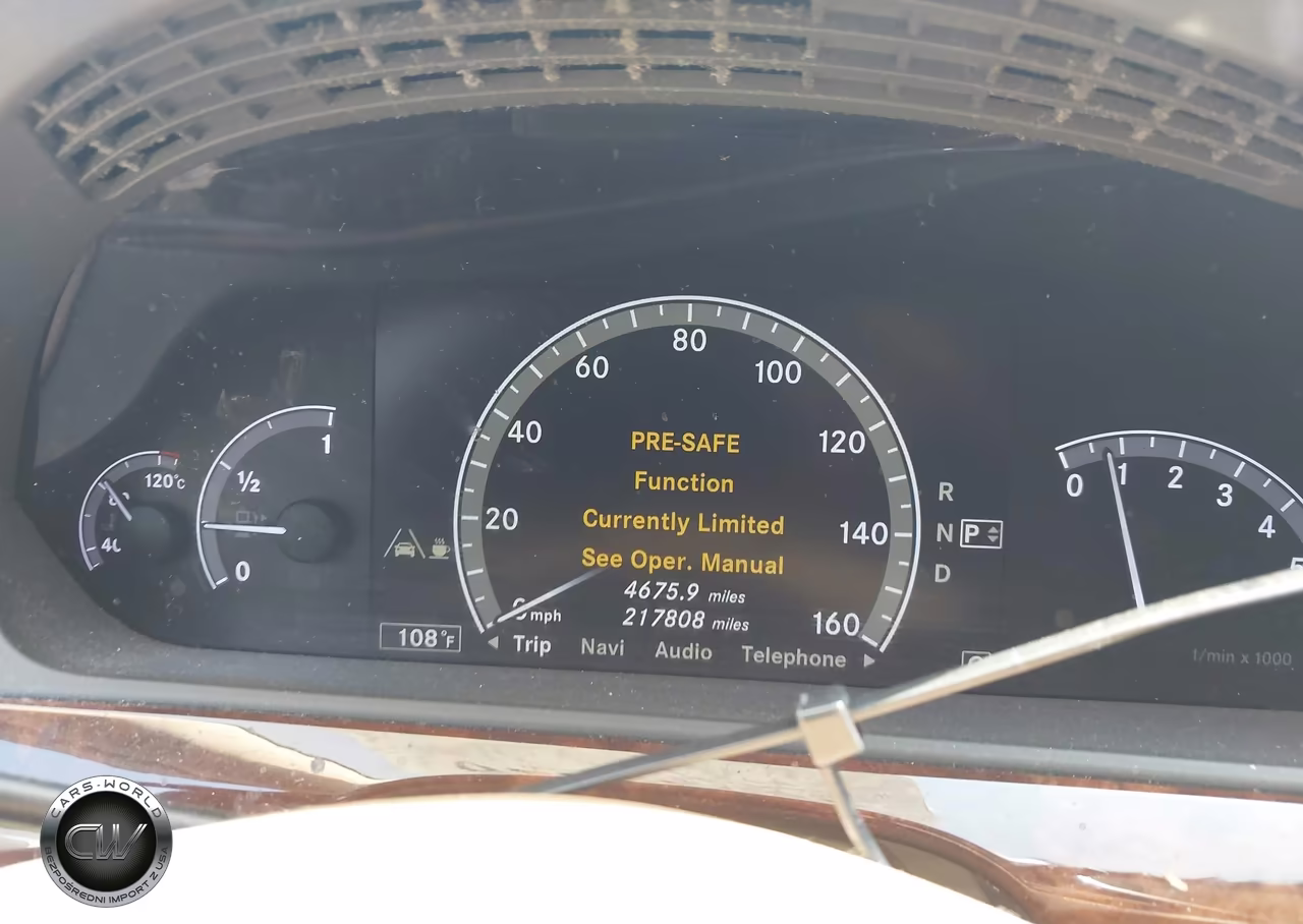 2010 Mercedes-Benz S 550 VIN:WDDNG7BB8AA304803 - 7