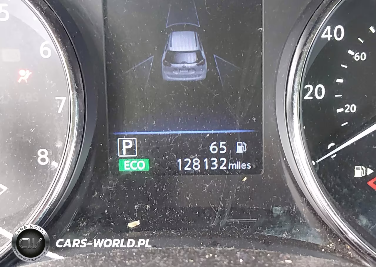 2018 Nissan Rogue S VIN:KNMAT2MT5JP605412 - 15