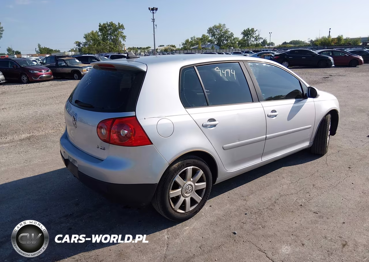 2009 Volkswagen Rabbit S VIN:WVWDA71K49W095356 - 4