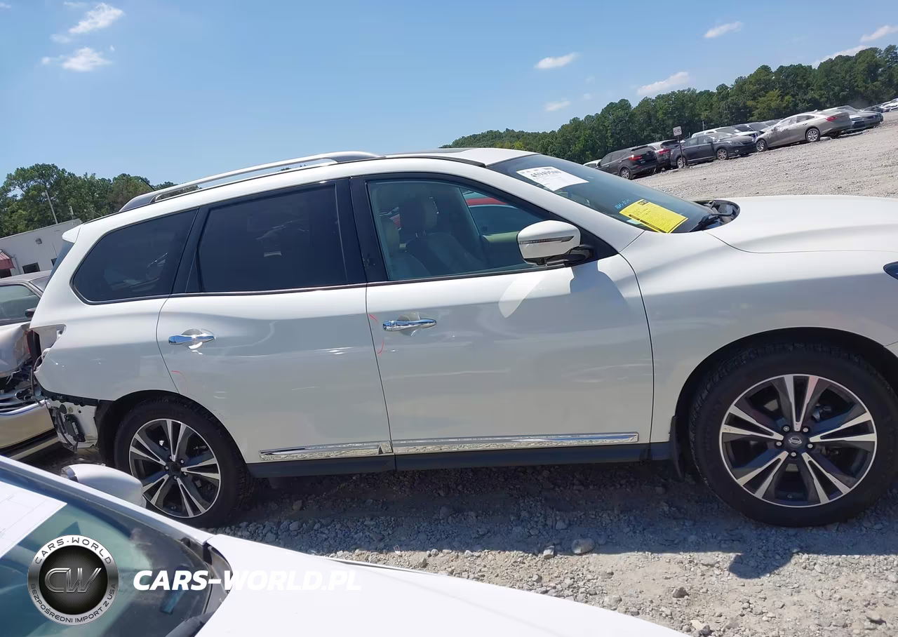2017 Nissan Pathfinder Platinum VIN:5N1DR2MM9HC652914 - 13