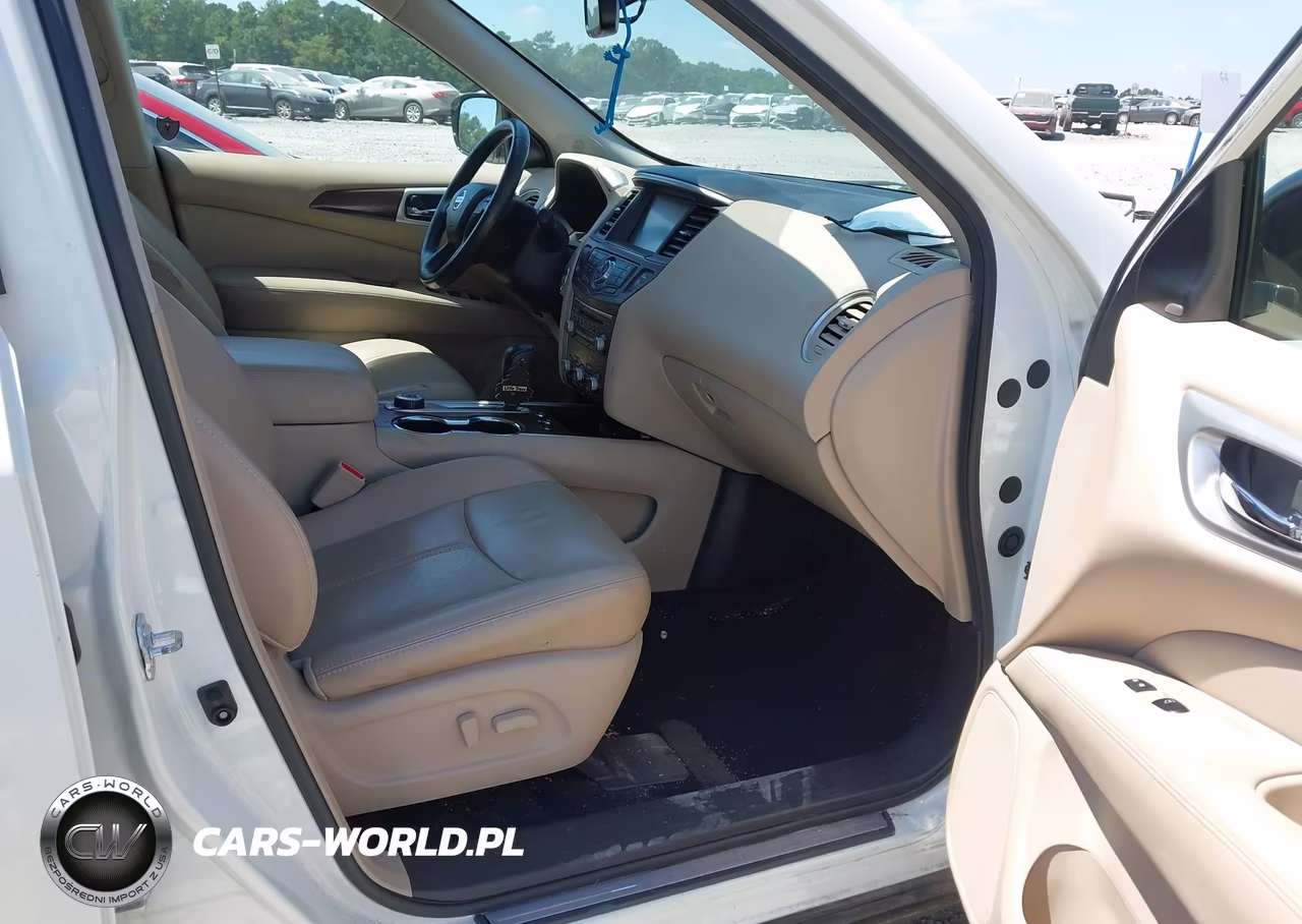 2017 Nissan Pathfinder Platinum VIN:5N1DR2MM9HC652914 - 5