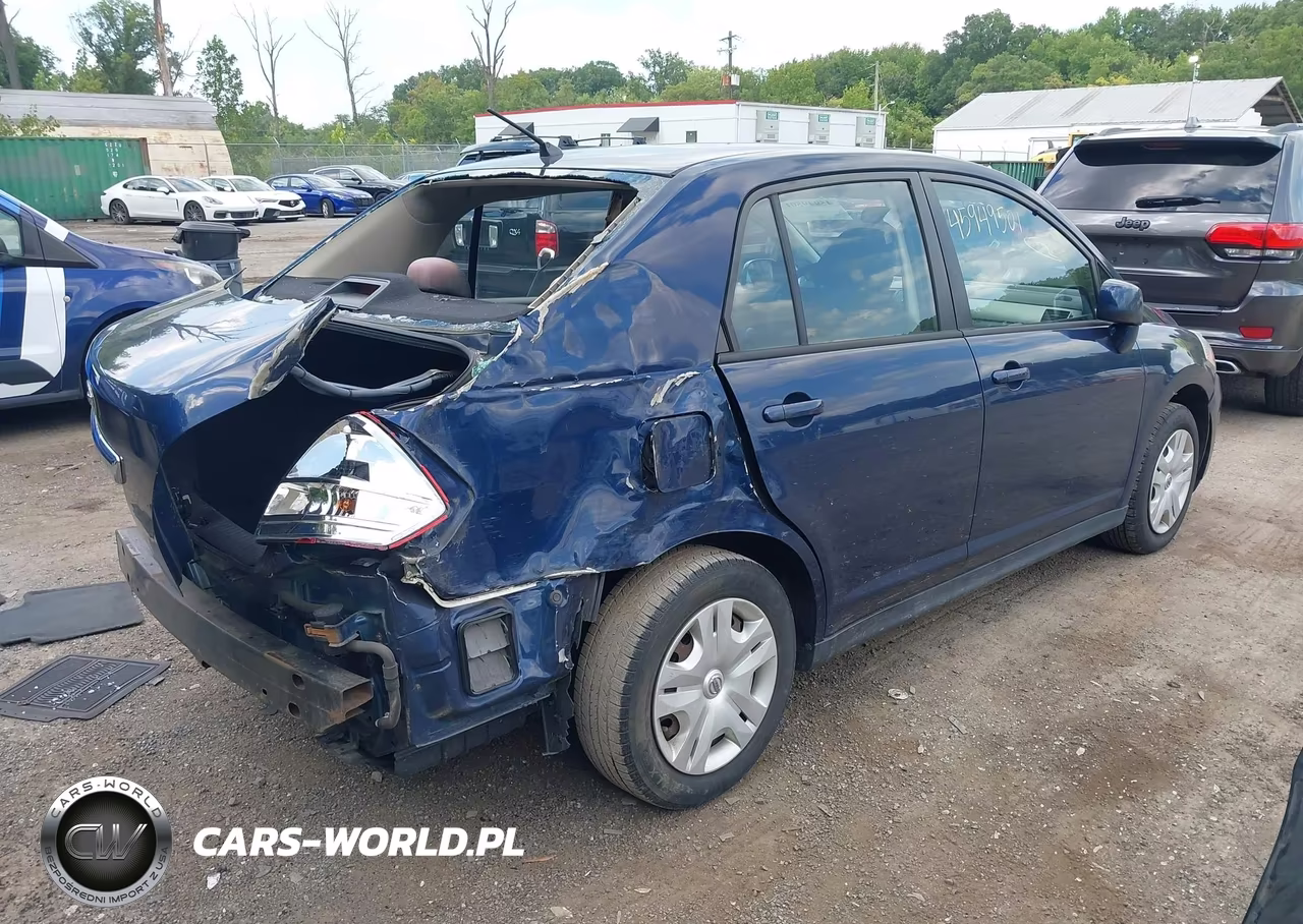2011 Nissan Versa 1.8S VIN:3N1BC1AP3BL447240 - 4