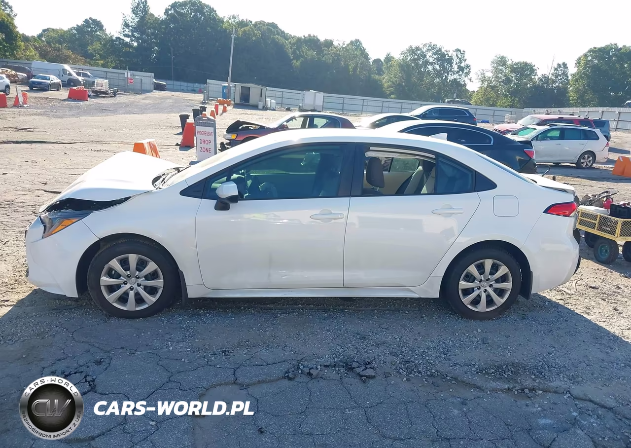 2026 Toyota Corolla Le VIN:5YFB4MDE5TP449873 - 14