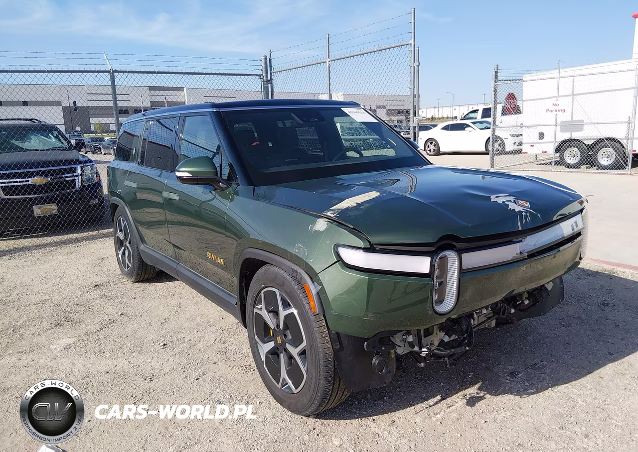 2024 Rivian R1S Adventure