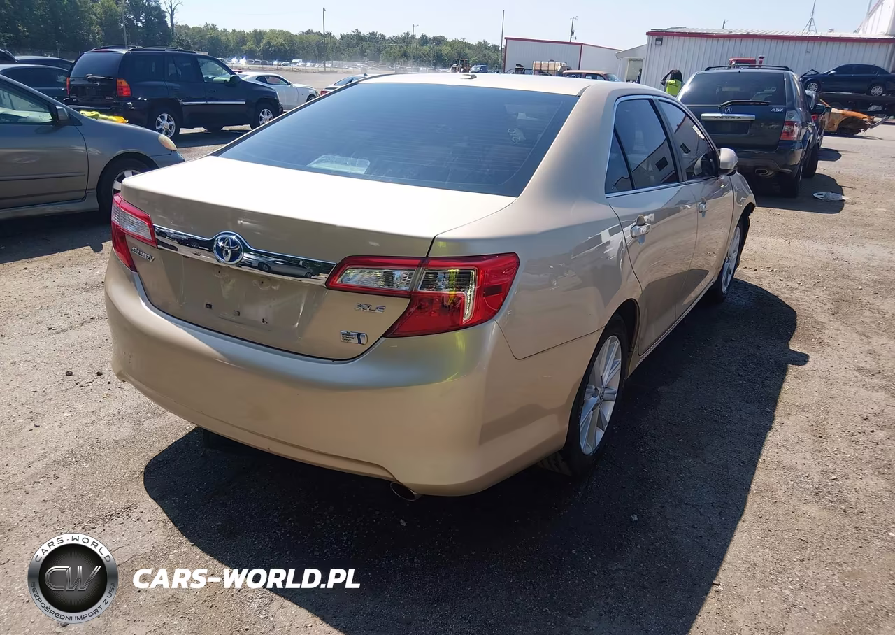 2012 Toyota Camry Hybrid Xle VIN:4T1BD1FK6CU055864 - 4
