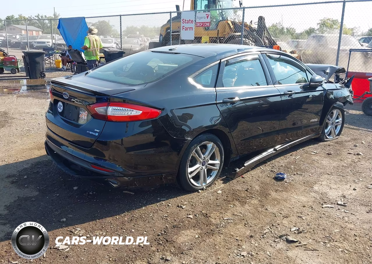 2016 Ford Fusion Hybrid Se VIN:3FA6P0LU4GR300435 - 4