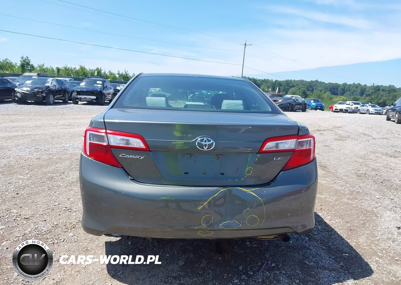 2013 Toyota Camry Le VIN:4T4BF1FK9DR292947 - 16