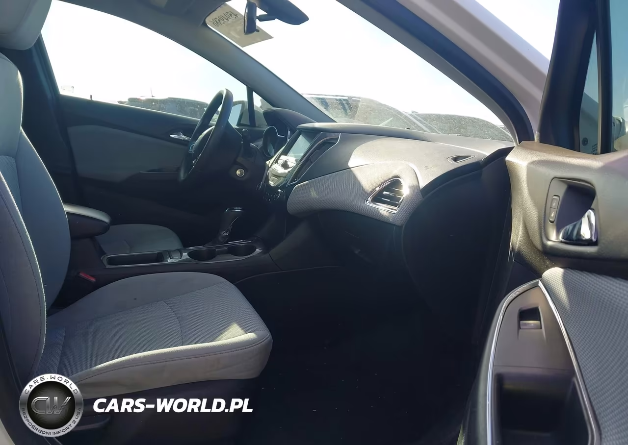 2019 Chevrolet Cruze Ls VIN:1G1BC5SMXK7132893 - 5