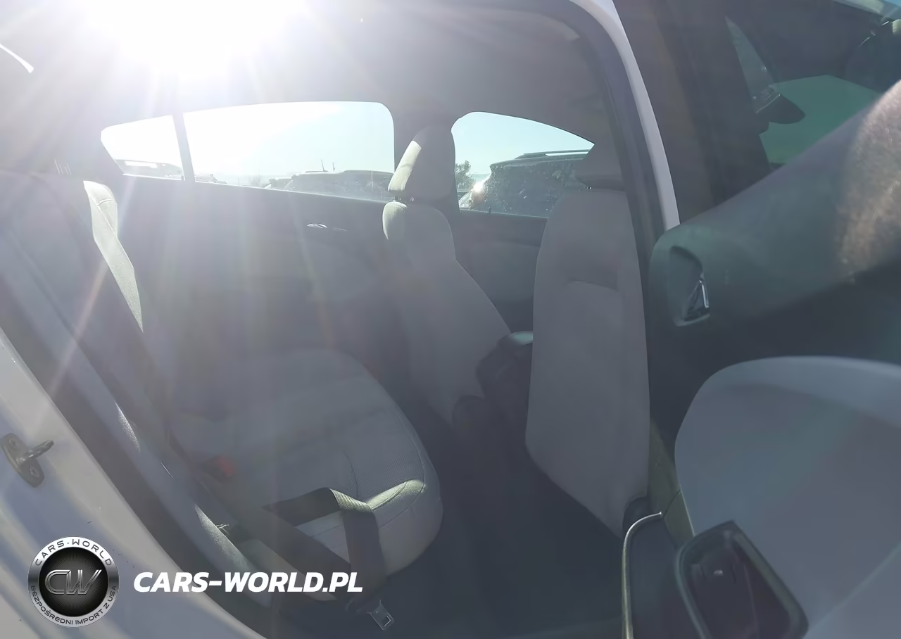 2019 Chevrolet Cruze Ls VIN:1G1BC5SMXK7132893 - 8