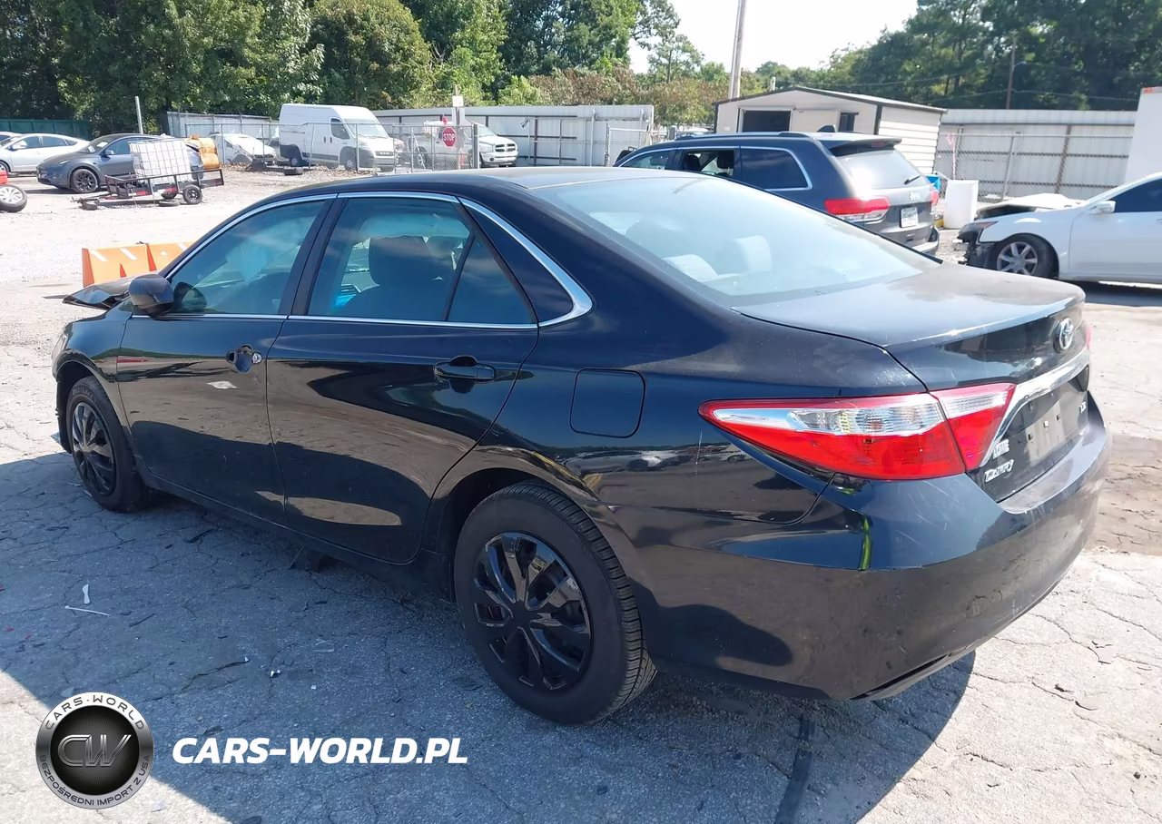 2016 Toyota Camry Le VIN:4T1BF1FK8GU137711 - 3